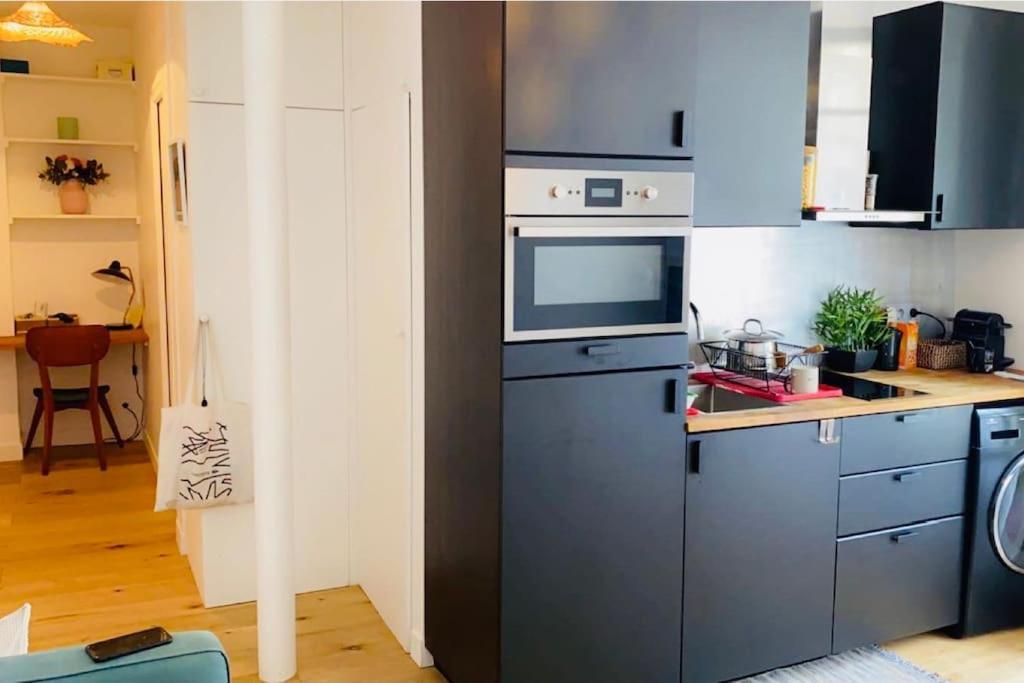 Paris - Appartement Cosy - Tour Eiffel A Pied Extérieur photo